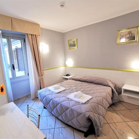 Hotel Brianza Милано Екстериор снимка