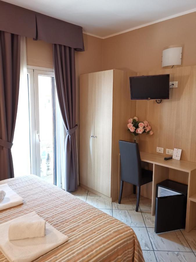 Hotel Brianza Милано Екстериор снимка