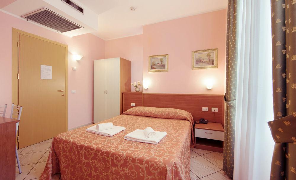 Hotel Brianza Милано Екстериор снимка