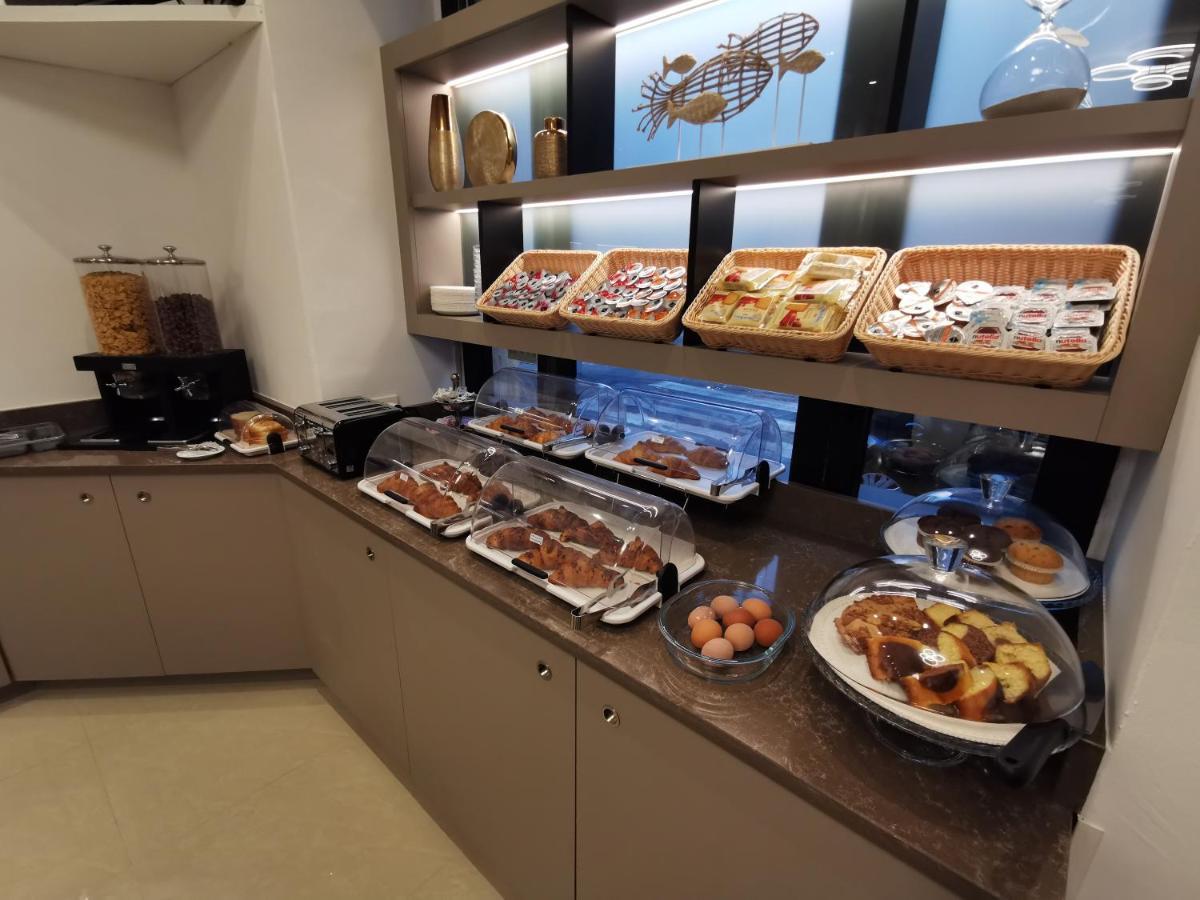 Hotel Brianza Милано Екстериор снимка