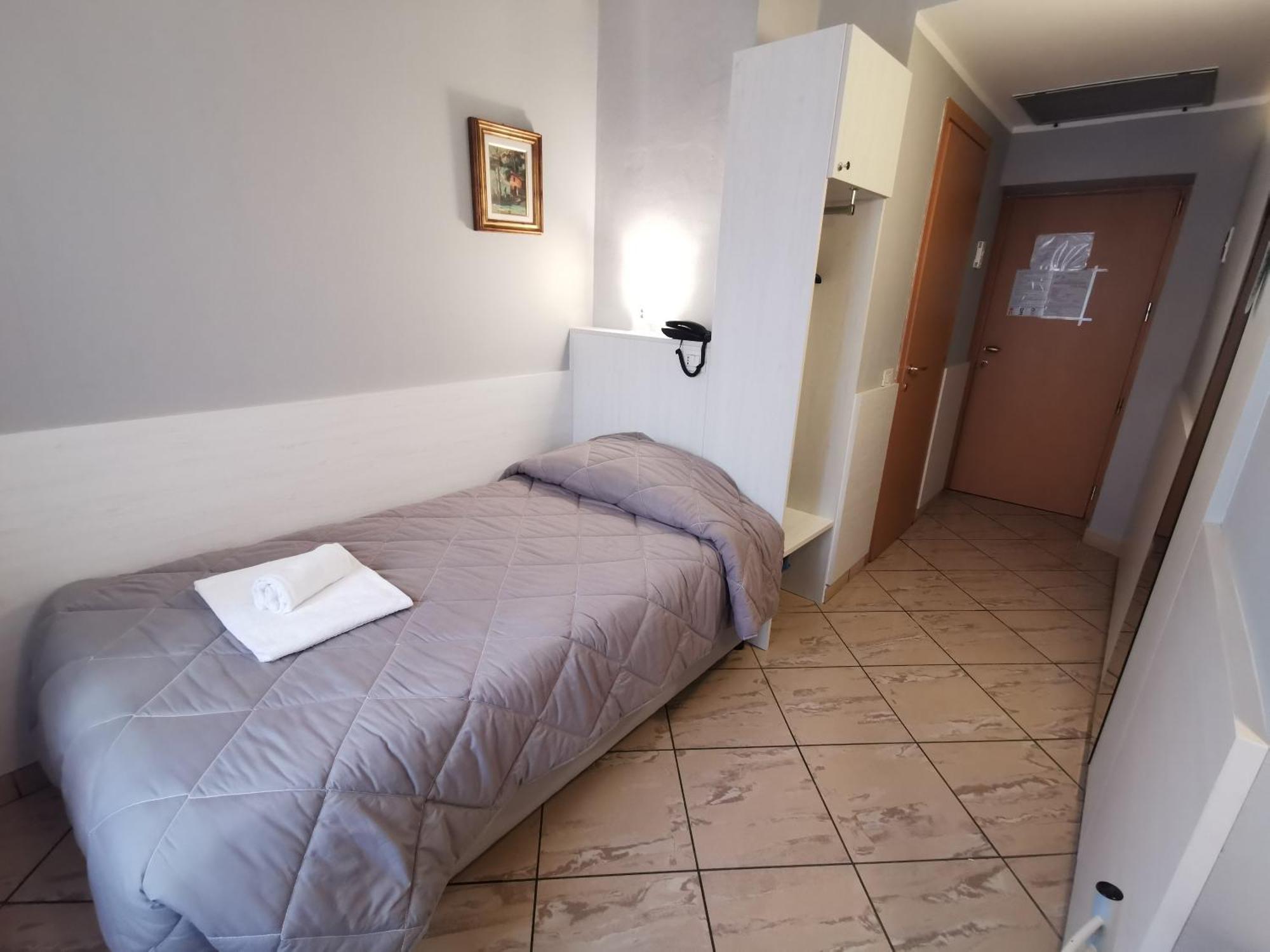 Hotel Brianza Милано Екстериор снимка