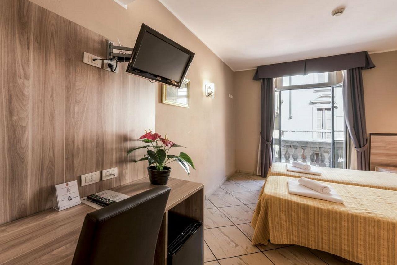 Hotel Brianza Милано Екстериор снимка