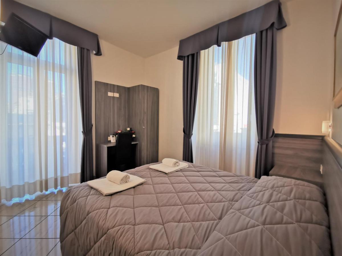 Hotel Brianza Милано Екстериор снимка